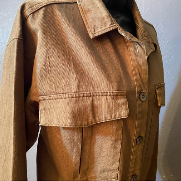 Forever 21 Button Down Long Sleeve khaki Shirt - Picture 6 of 16